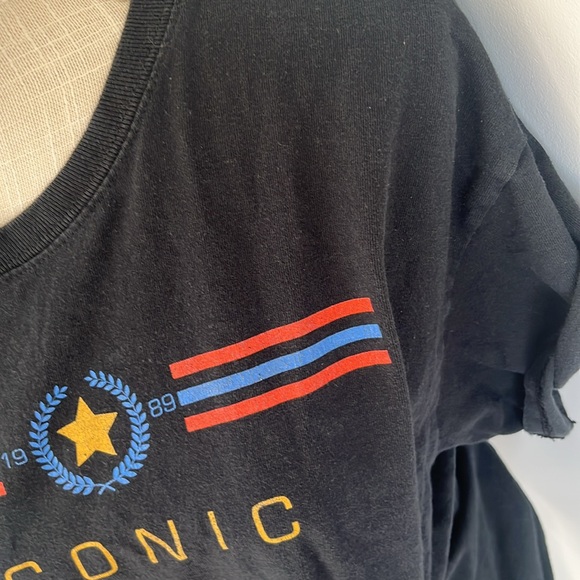 Pretty little thing iconic print tee - Picture 5 of 9